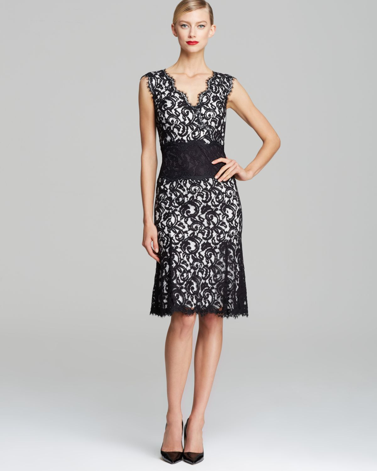 Lyst Tadashi Shoji Double V Neck Banded Dress Sleeveless In Black Gallery