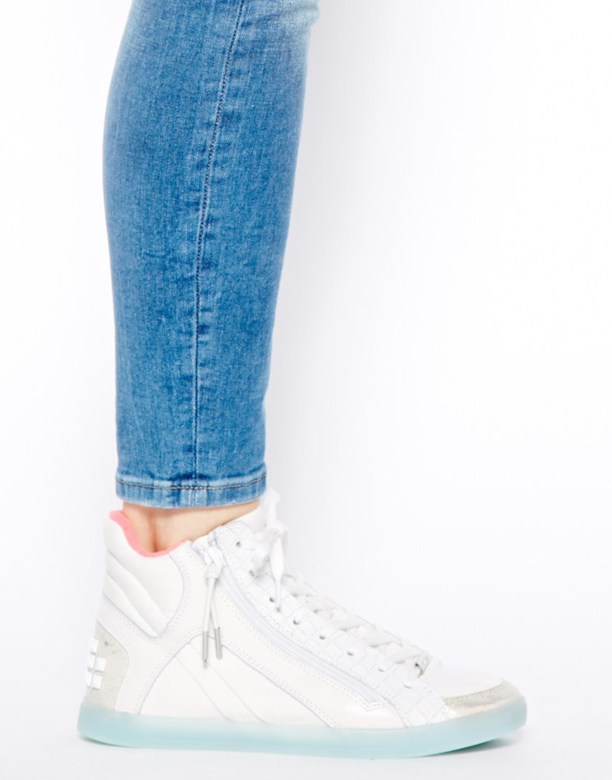 dkny white trainers womens