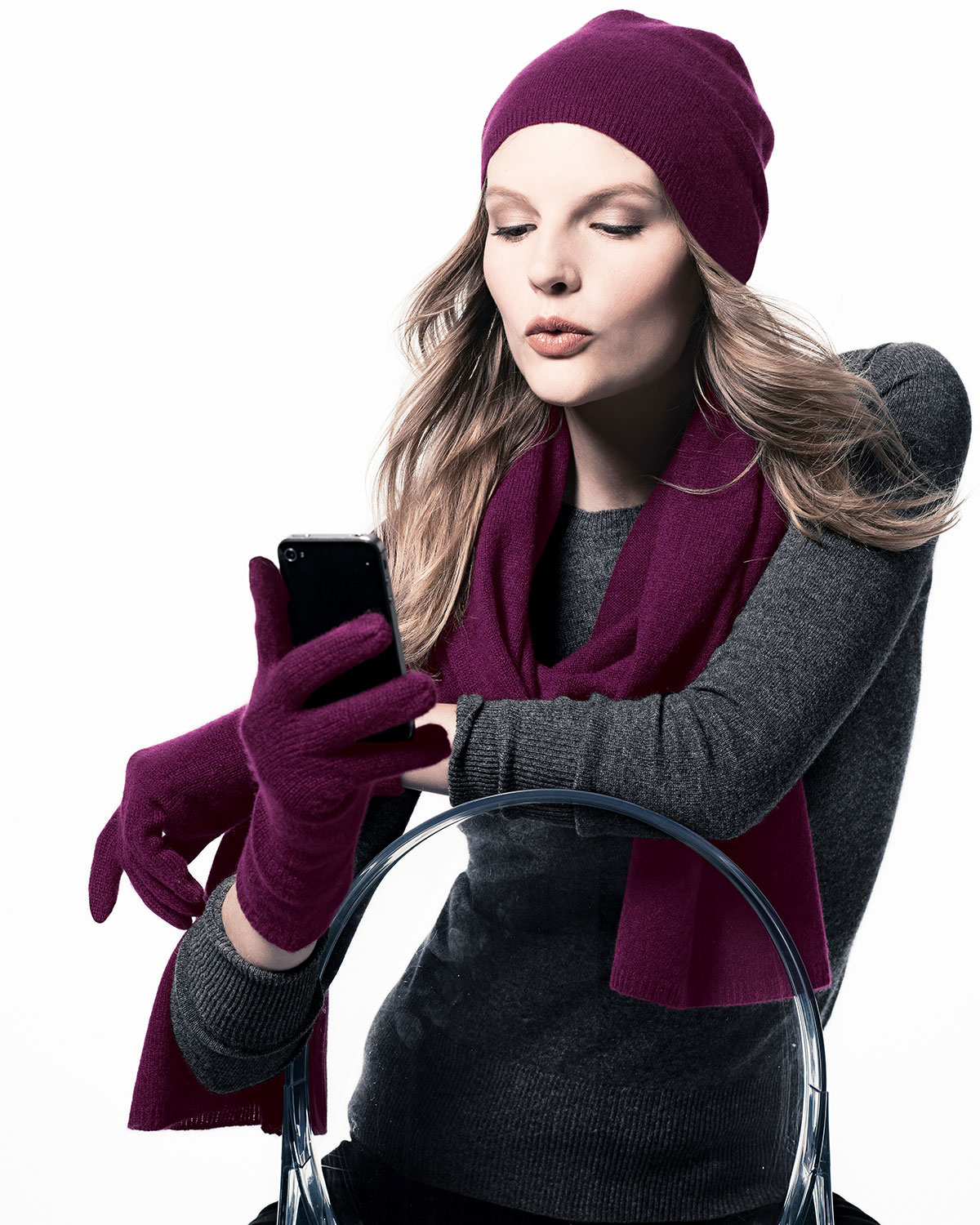 totes scarf and gloves set