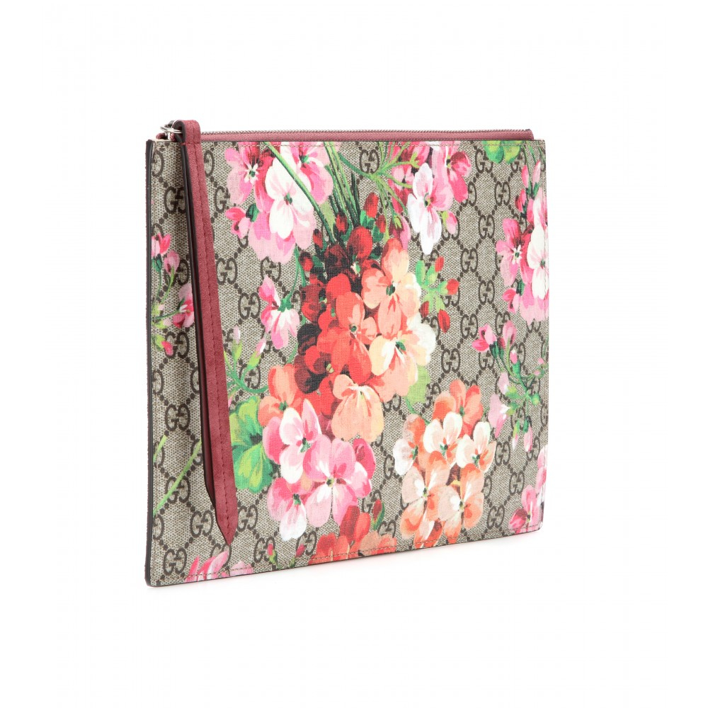 Lyst - Gucci Gg Blooms Printed Clutch