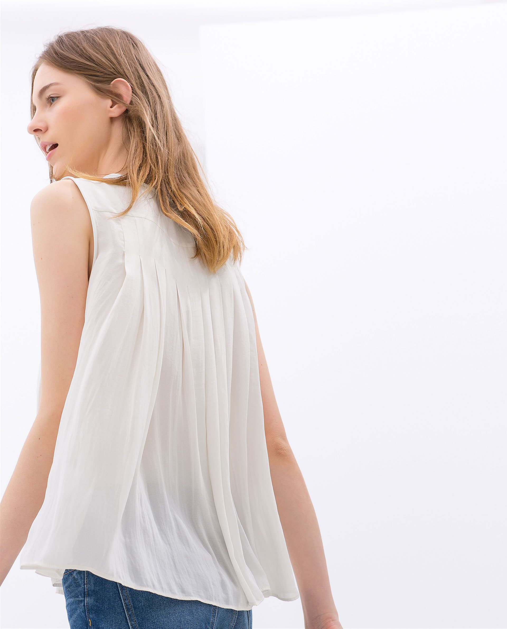 zara pleated top white