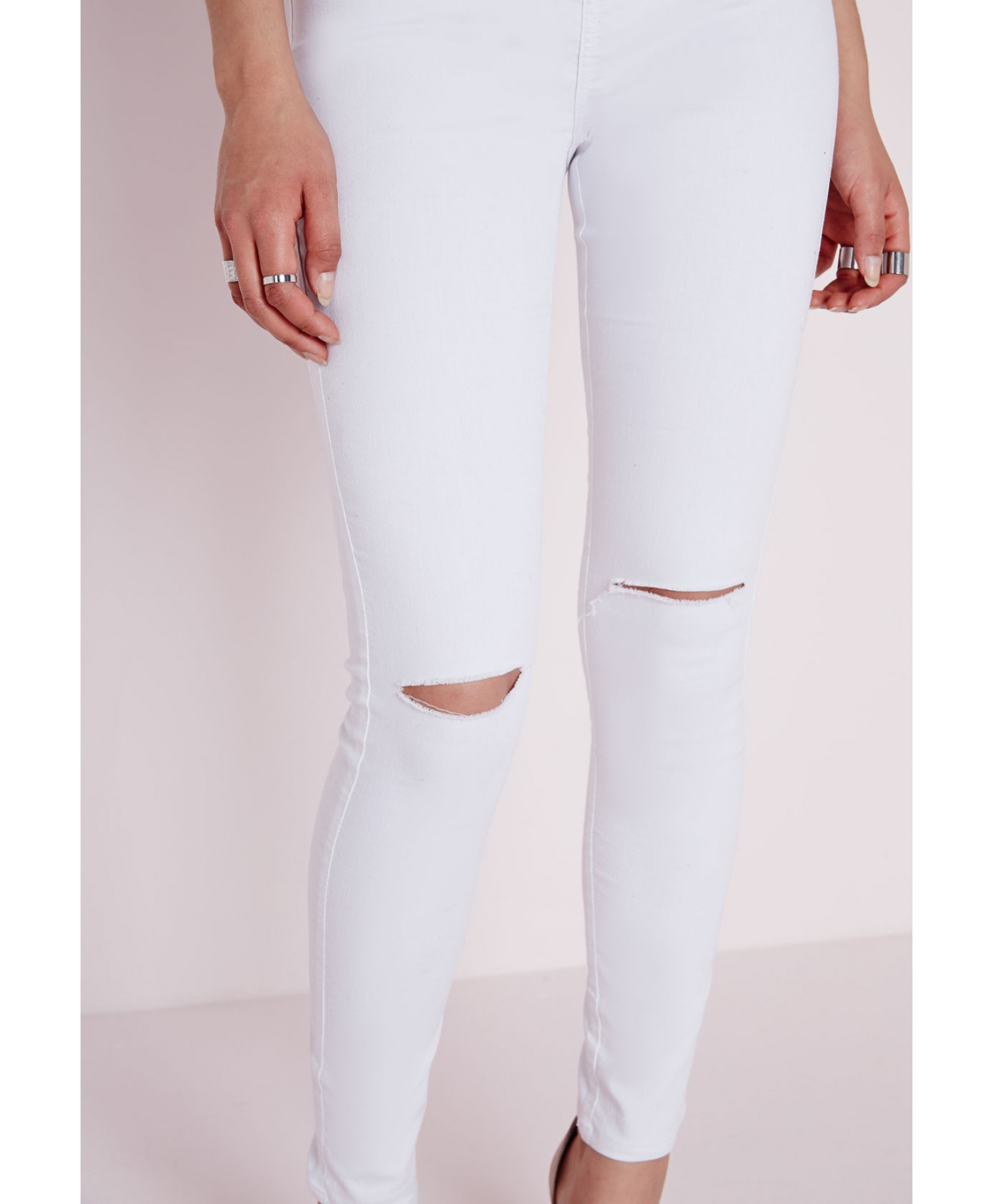 Lyst Missguided High Waist Ripped Knee Skinny Jeans White In White 5389