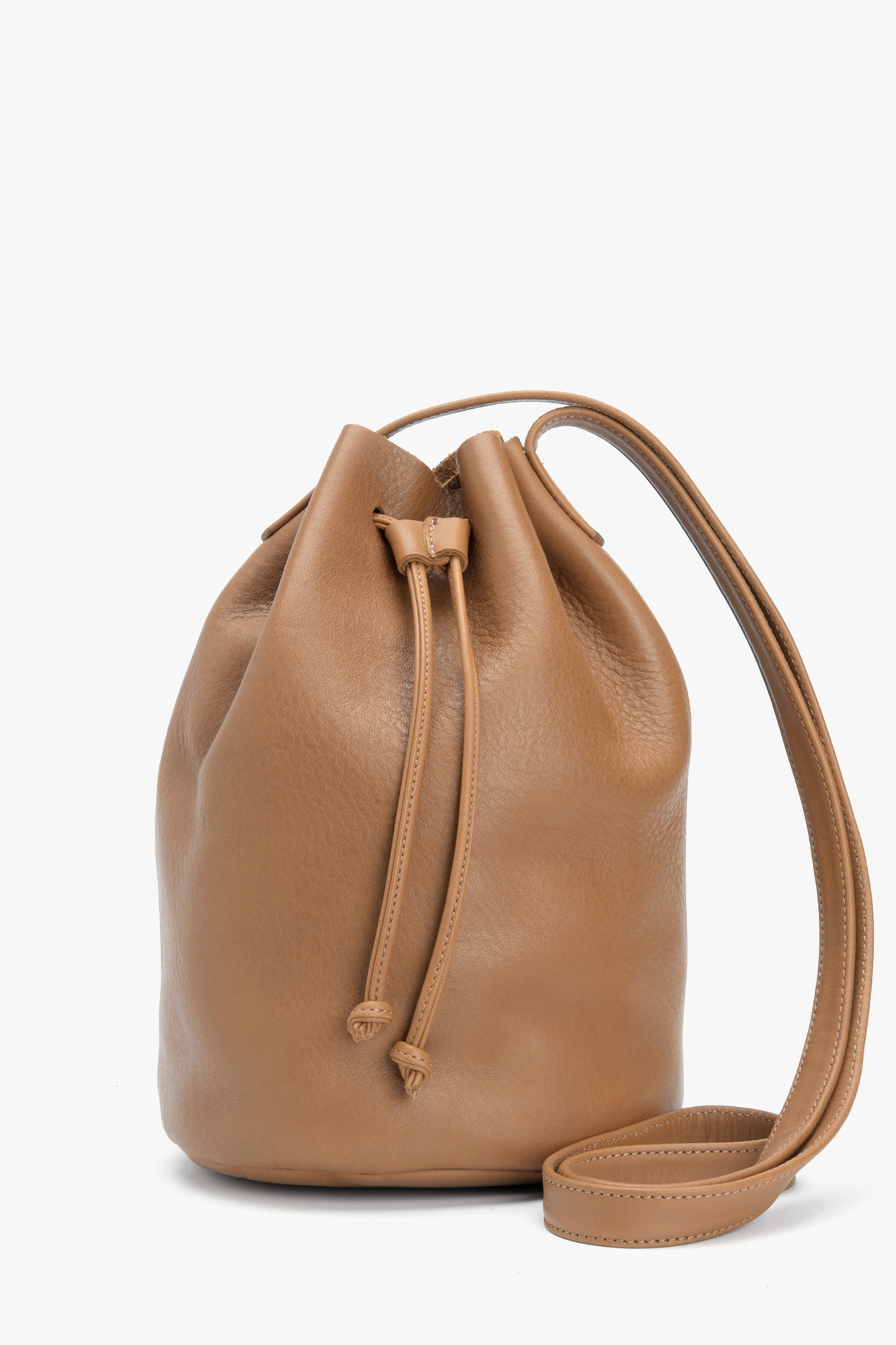 Lyst 7 For All Mankind Baggu Drawstring Purse In Camel Natural Gallery