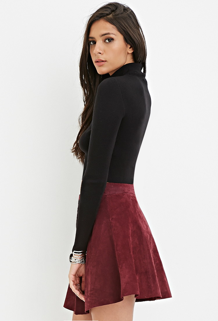Forever 21 Cropped Turtleneck Sweater in Black | Lyst
