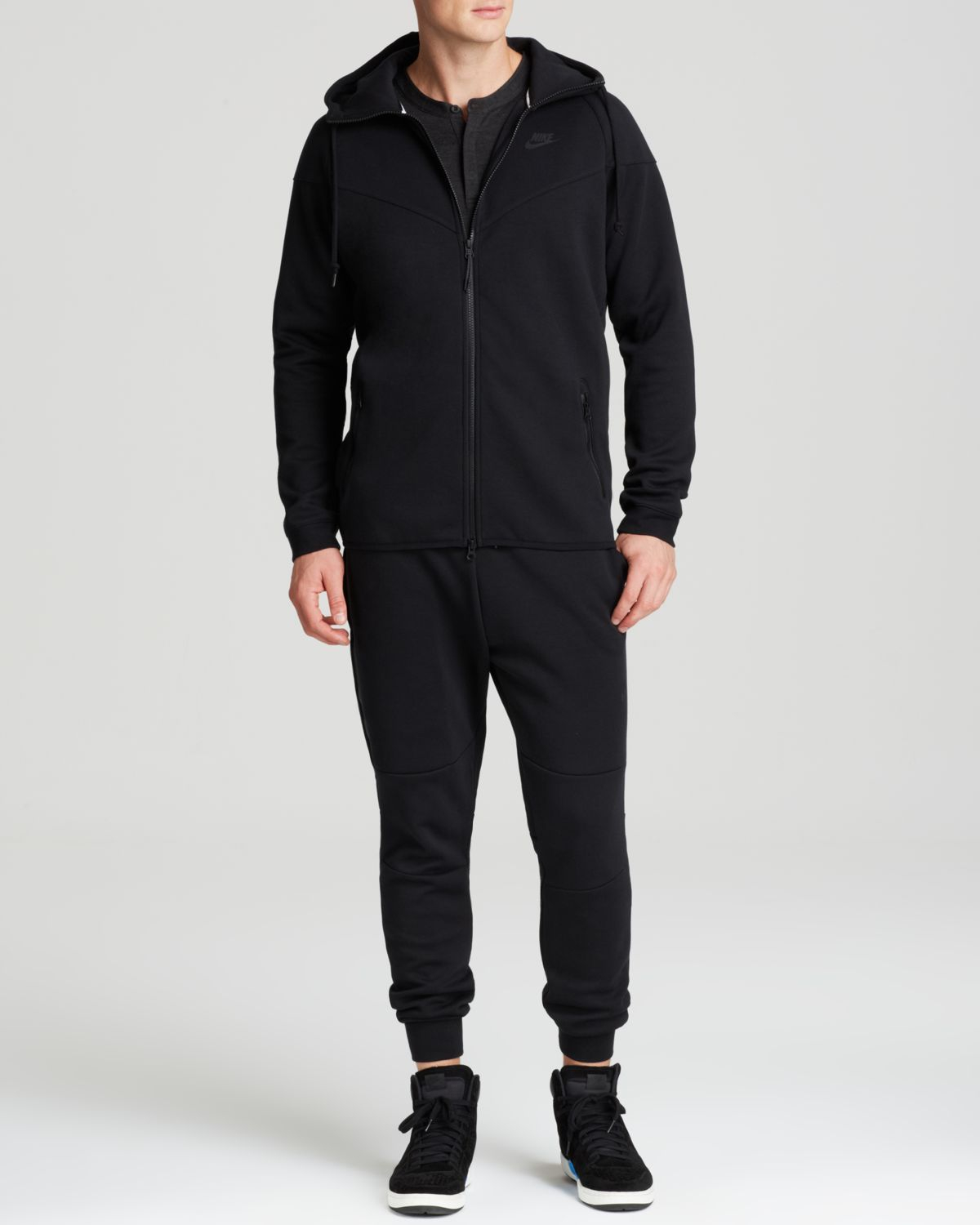 nike black tech fleece tracksuit