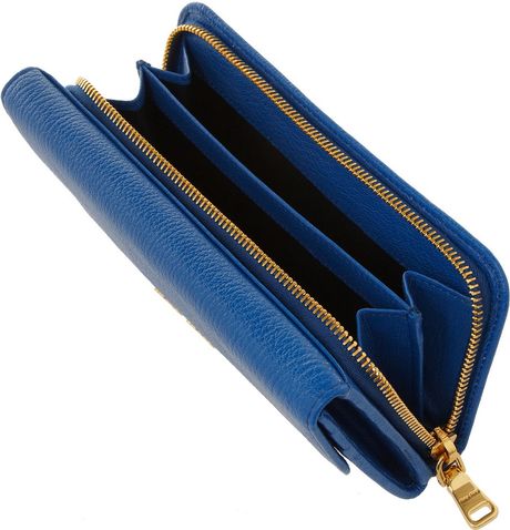 Miu Miu Leather Wallet in Blue | Lyst