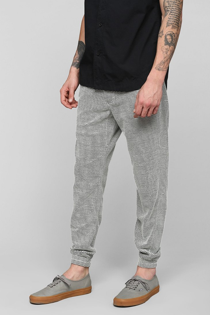 men's grey jogger pants