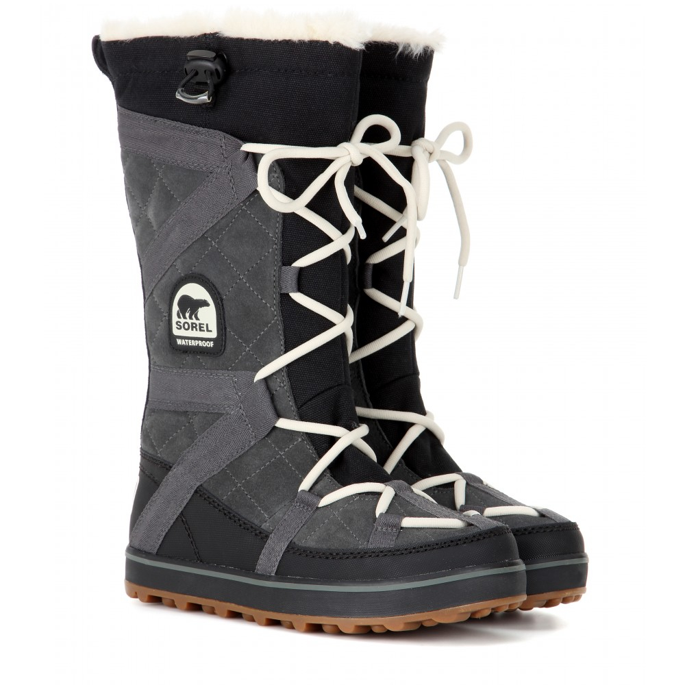sorel glacy explorer boot