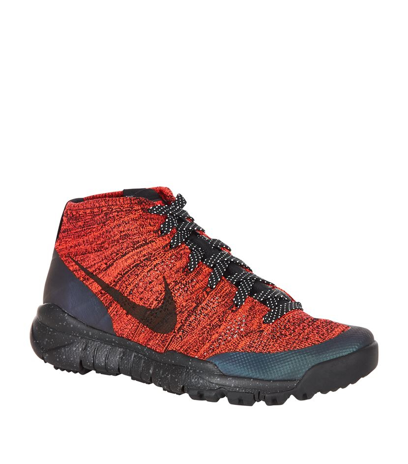 nike flyknit chukka boot