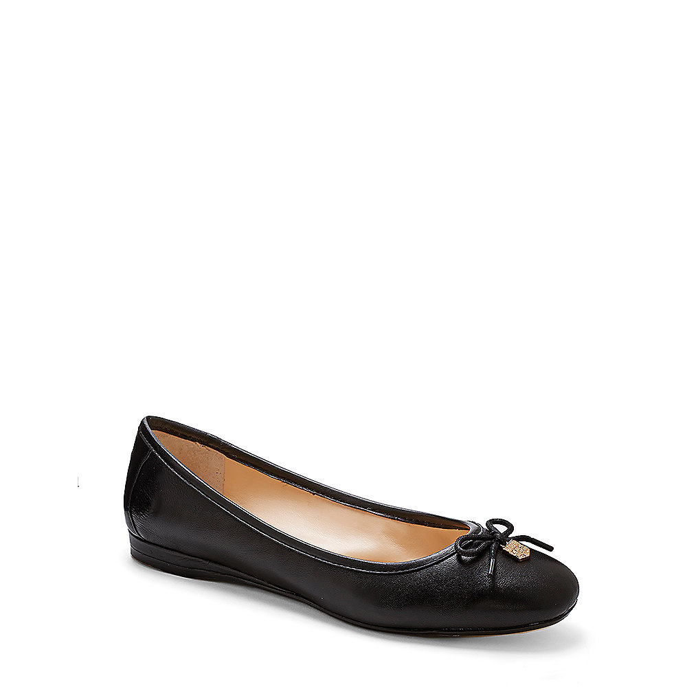 Jul 22, · Whether you are looking for ballet flats, sneakers or booties, Nordstrom's Anniversary Sale has all of your favorite shoe brands majorly discounted.