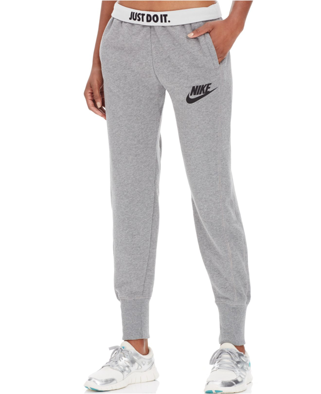 Nike Rally Jogger Pants in Black - Lyst