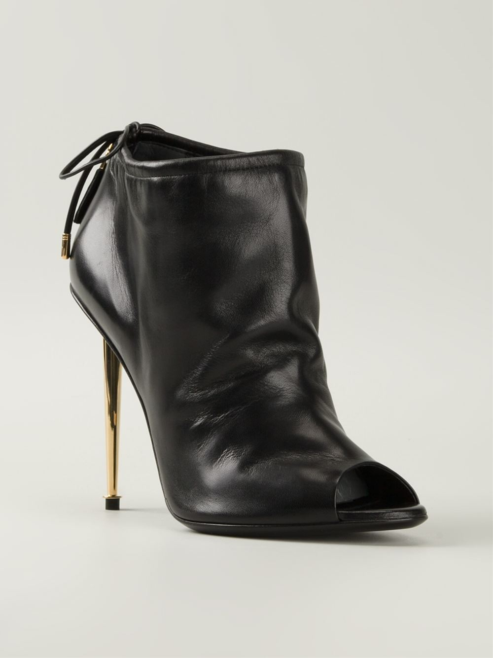 black stiletto heels boots