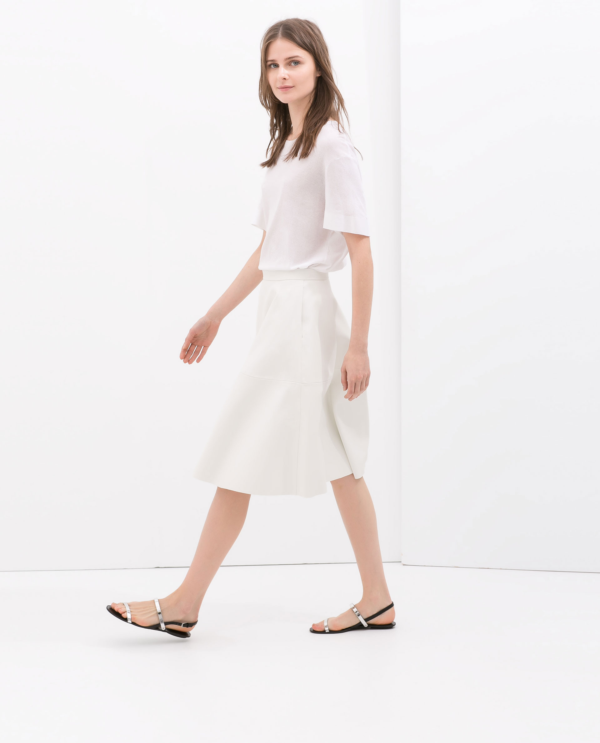 Zara Faux Leather Flared Skirt in White | Lyst