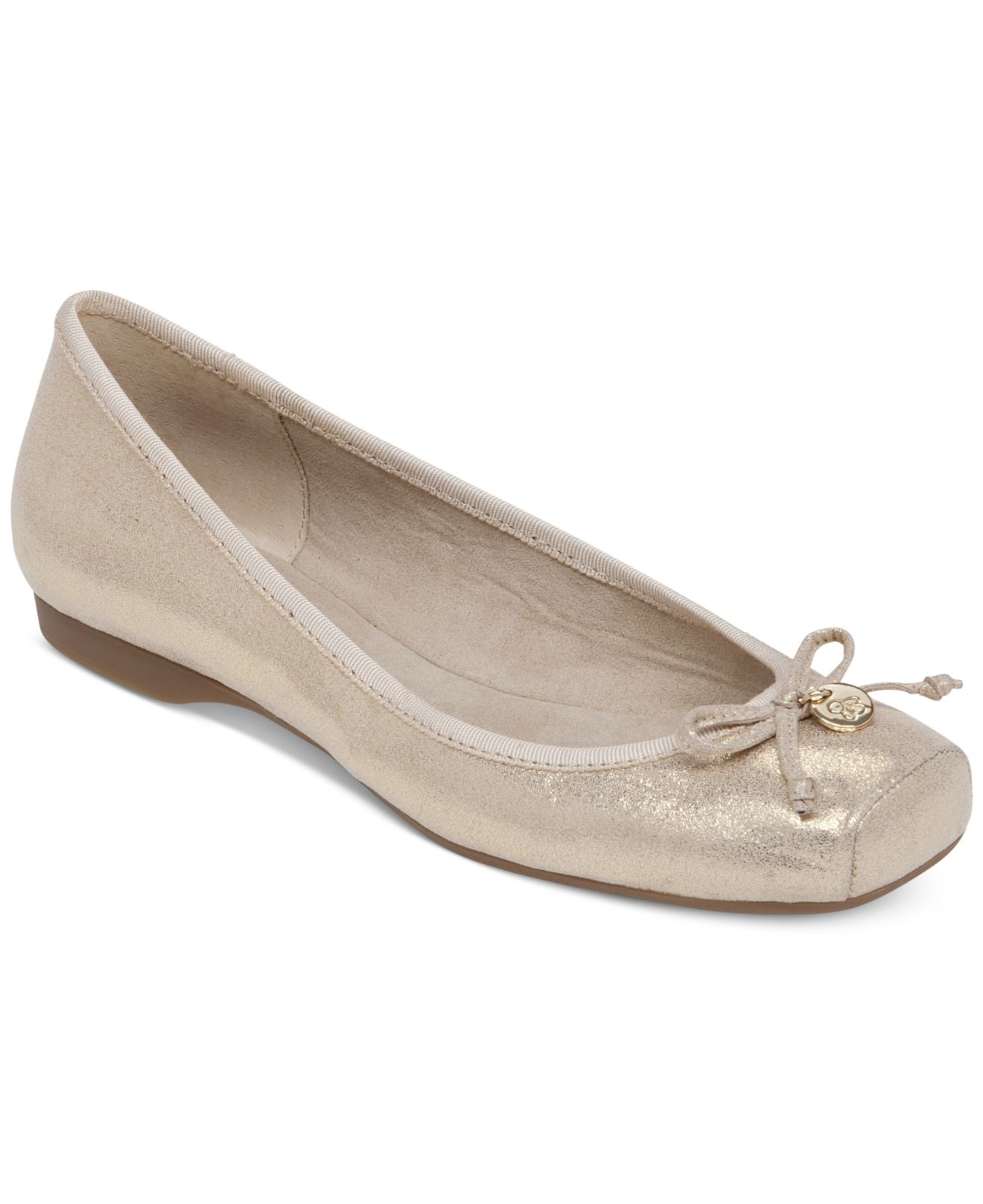 jessica simpson tan flats