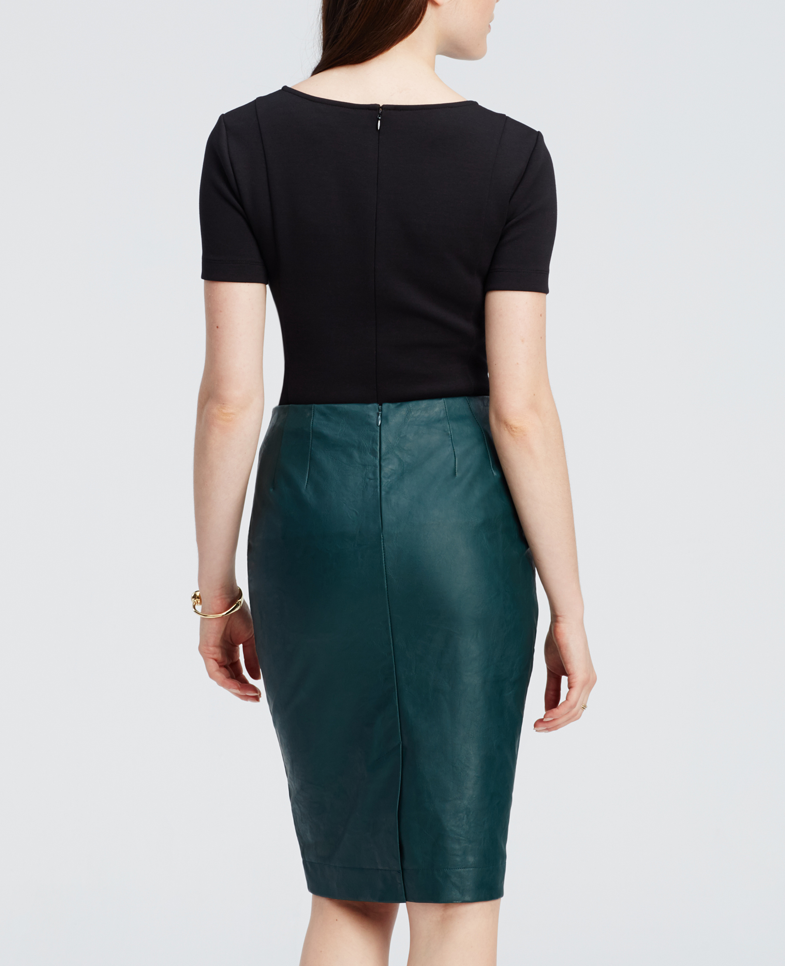Ann taylor Faux Leather Pencil Skirt in Green | Lyst
