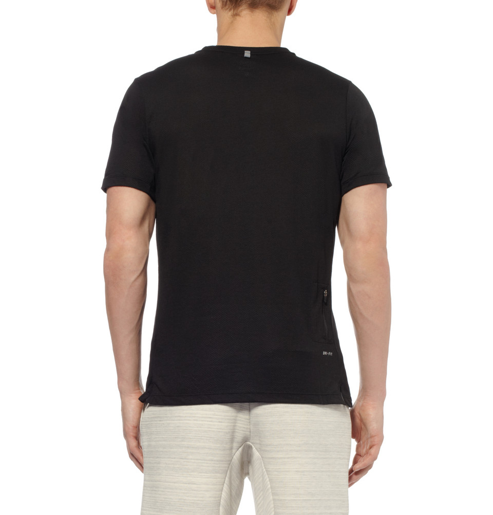 nike t shirts men black