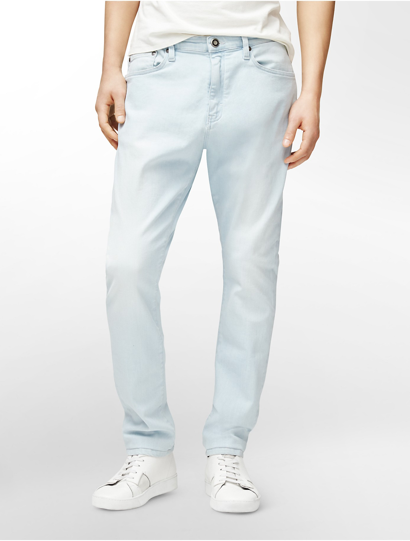 light wash blue jeans mens