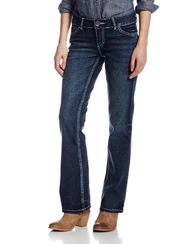 Wrangler Premium Patch Booty Up Technology Sits Above Hip Jeans in Blue ...