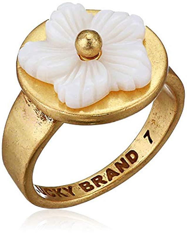Lucky Brand Floral Ring in Metallic Lyst