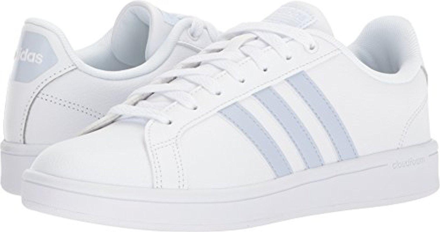lyst adidas cloudfoam vantaggio striscia bianco / bianco / aero blue 10 b lyst adidas cloudfoam vantaggio striscia bianco / bianco / aero blue 10 b