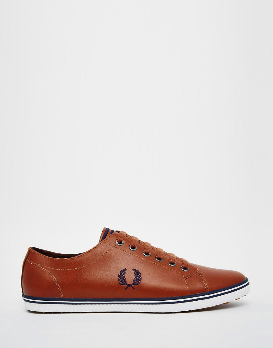 Items in search results Shop our latest range of mens plimsolls from River Island. Our range includes comfortable slip on, canvas & leather plimsolls in a variety of colors.
