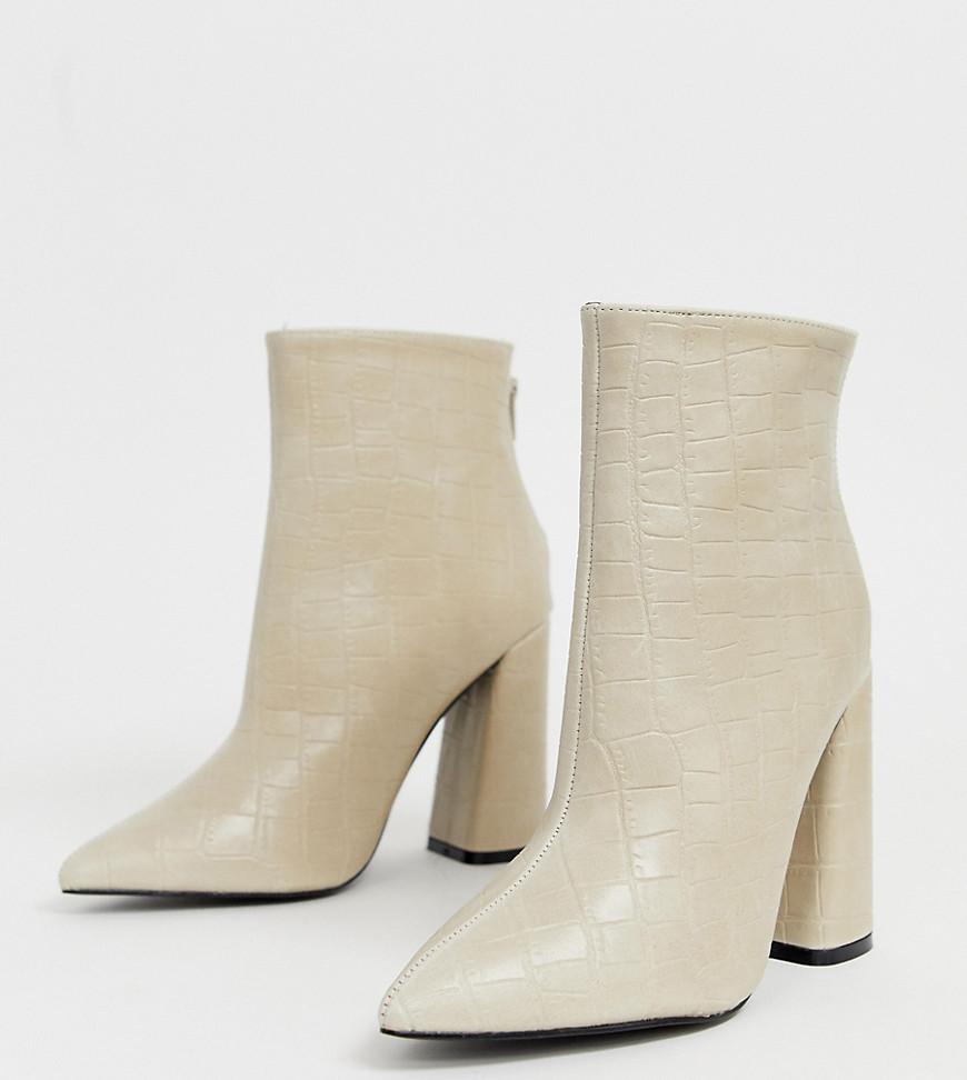 Boohoo Croc Flared Heel Boots In Cream in Natural - Lyst