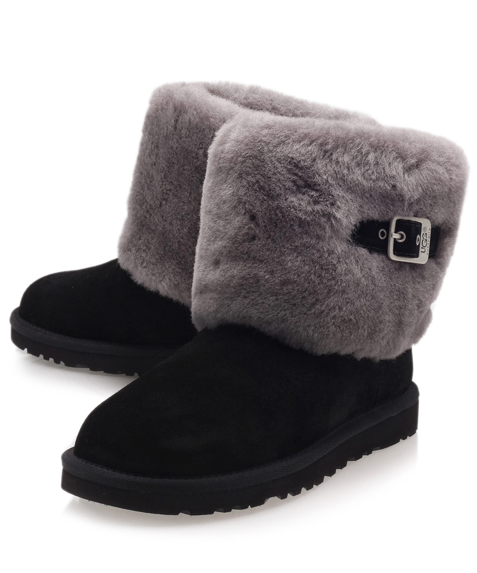 black and grey uggs