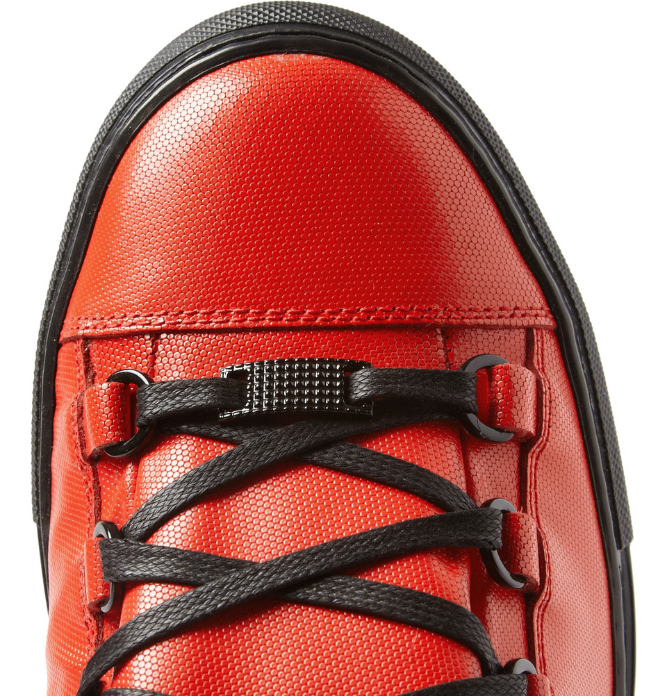 balenciaga arena mens red