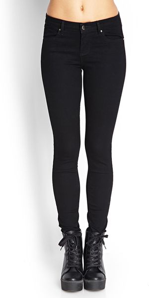 Forever 21 Classic Mid-Rise Skinny Jeans in Black | Lyst