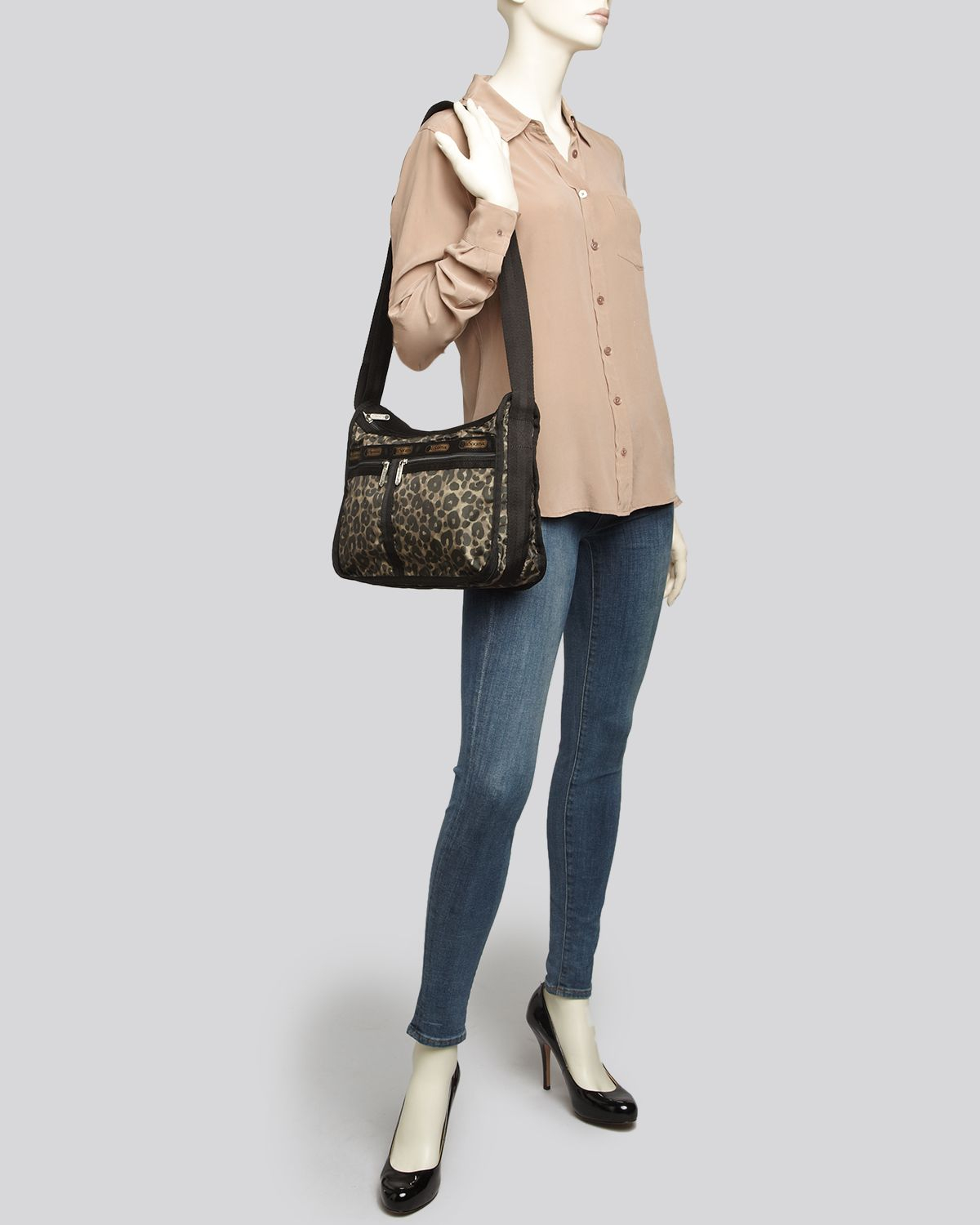 Lyst Lesportsac Shoulder Bag Deluxe Everyday In Green Gallery