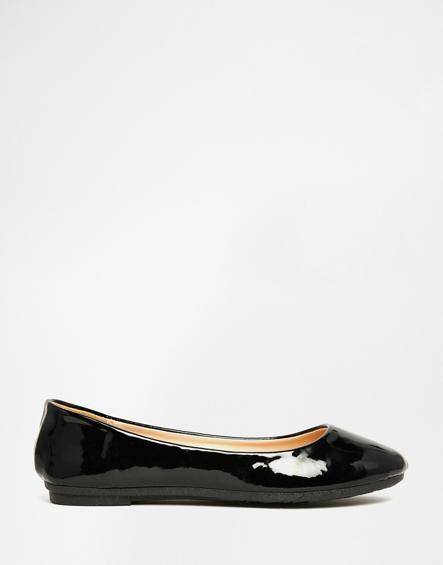 black patent ballet shoes