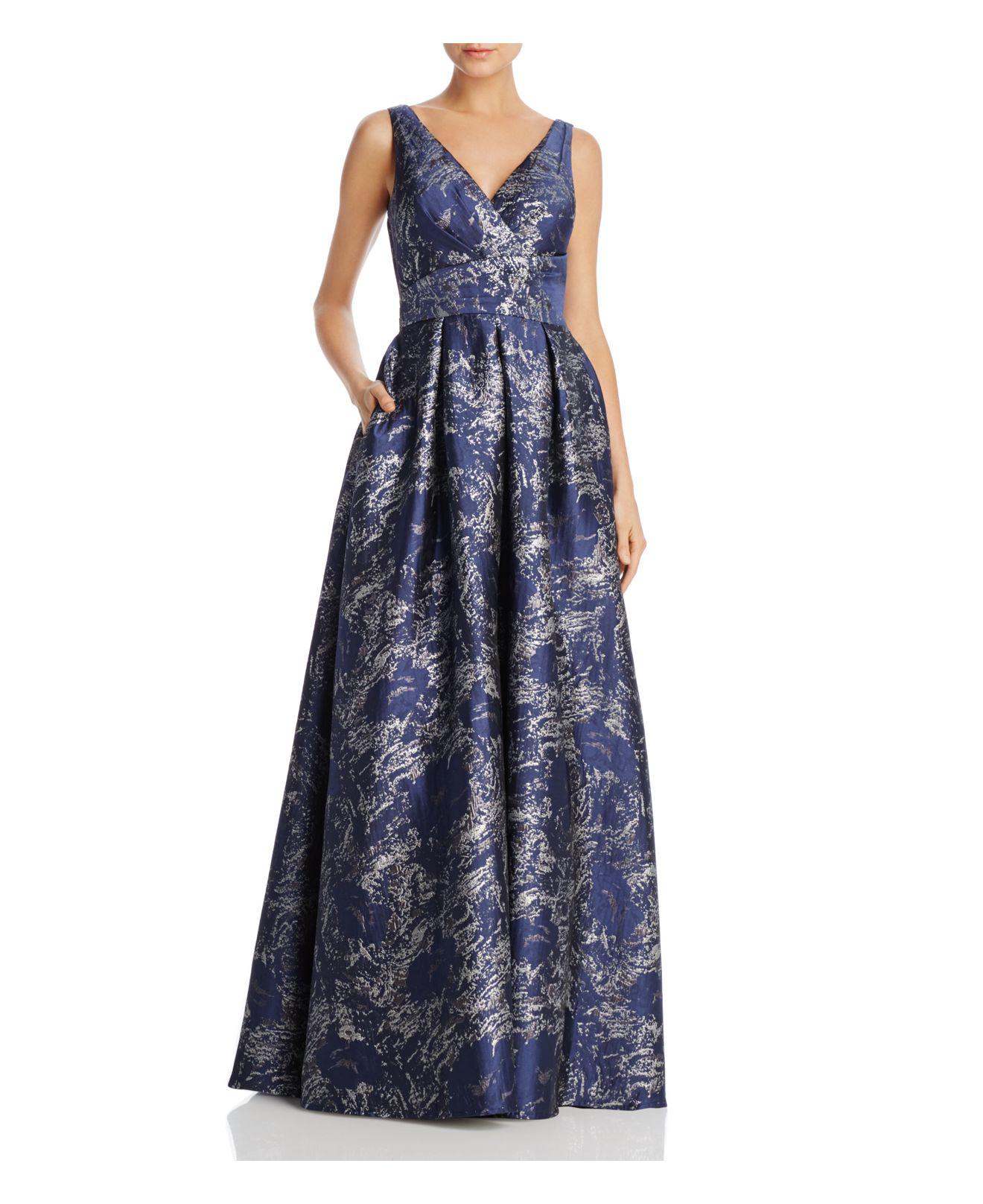 carmen marc valvo blue gown