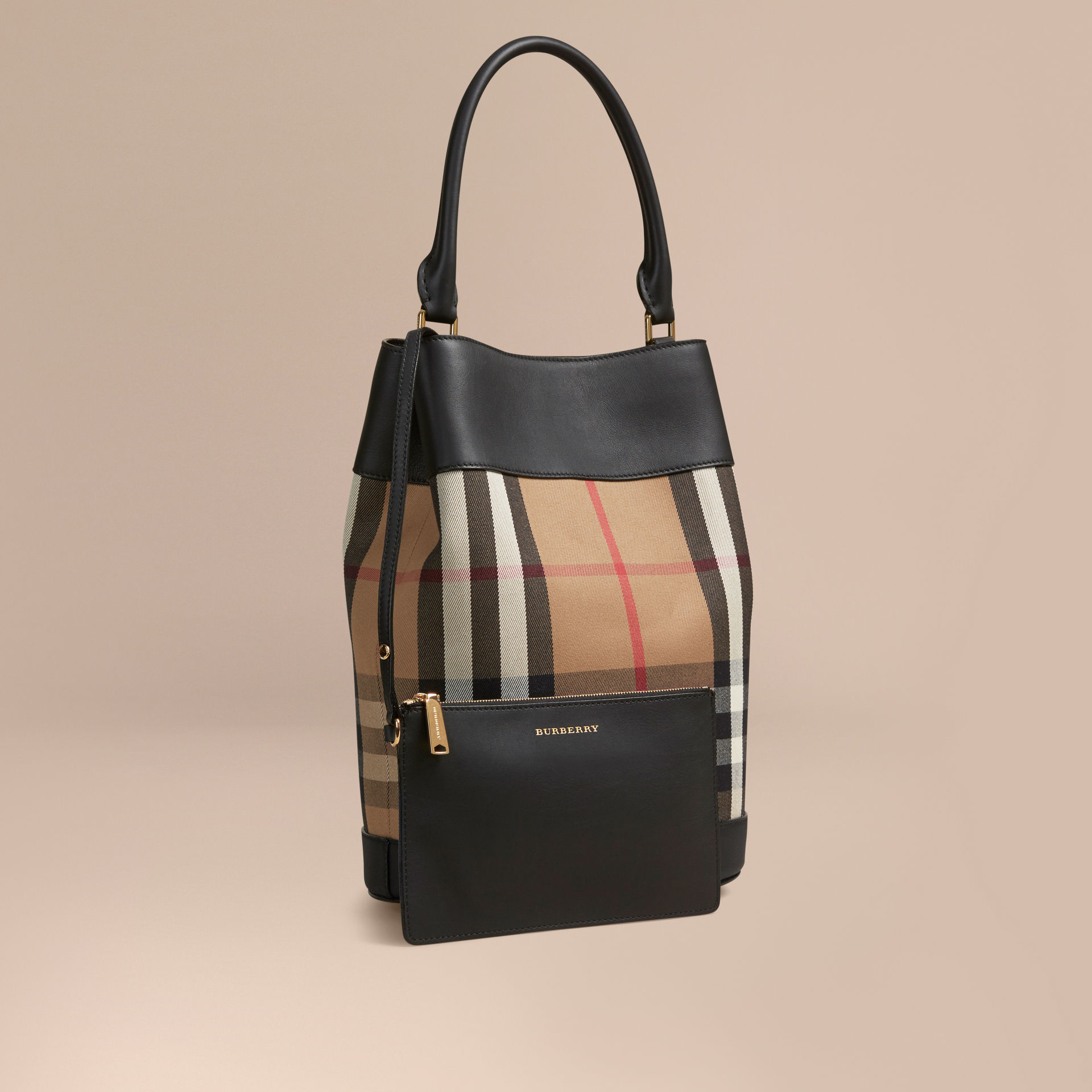Burberry The Bucket Bag In House Check And Leather Black in Black - Lyst