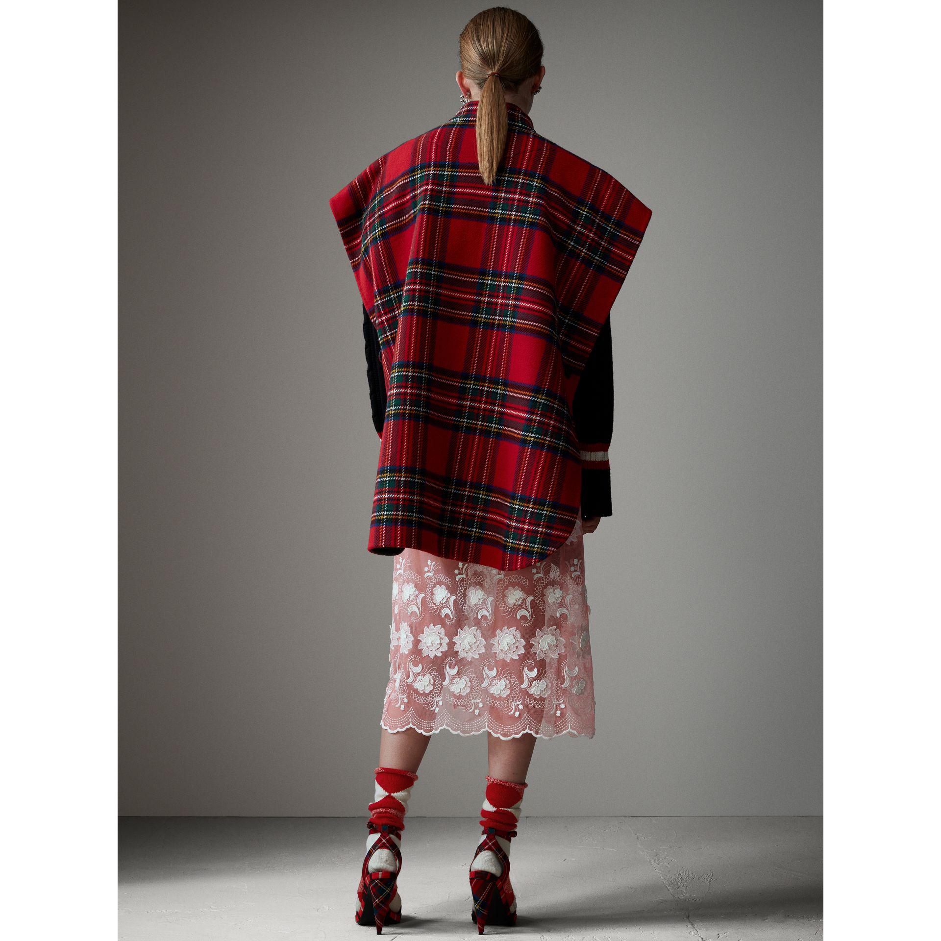 Lyst - Burberry Reversible Tartan Wool Cashmere Poncho in Red