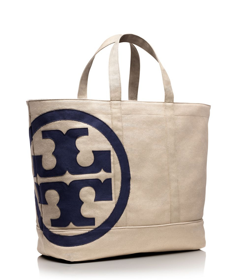 Lyst Tory Burch Beach Zip Tote In Blue