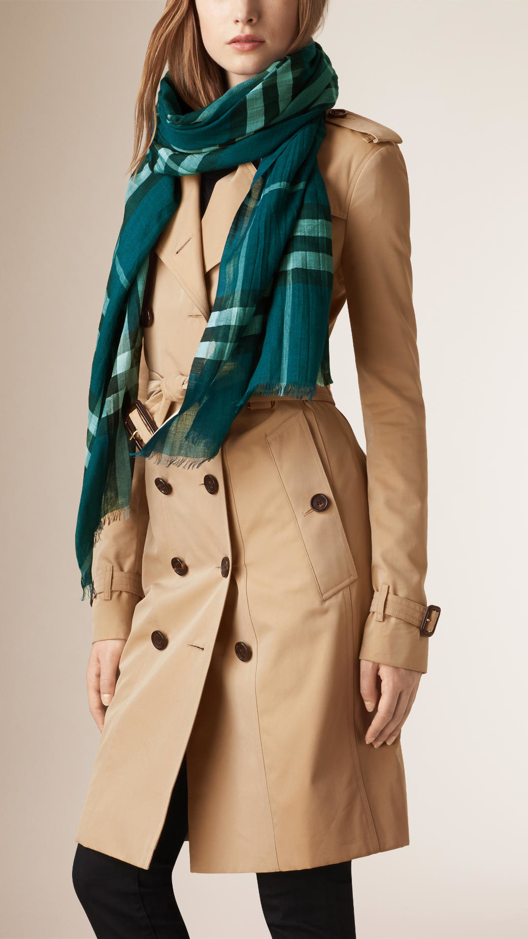 Burberry Lightweight Check Wool And Silk Scarf in Green Lyst
