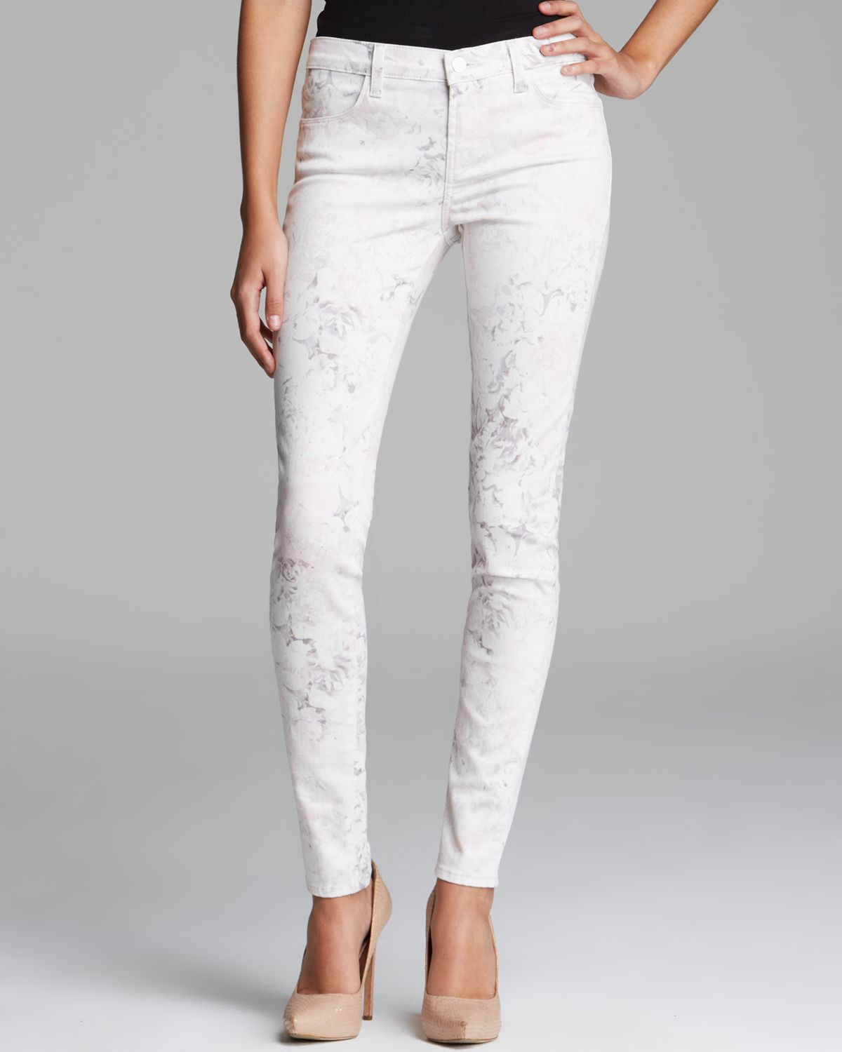 Lyst J Brand 620 Mid Rise Super Skinny Jeans in Ghost Rose in Pink