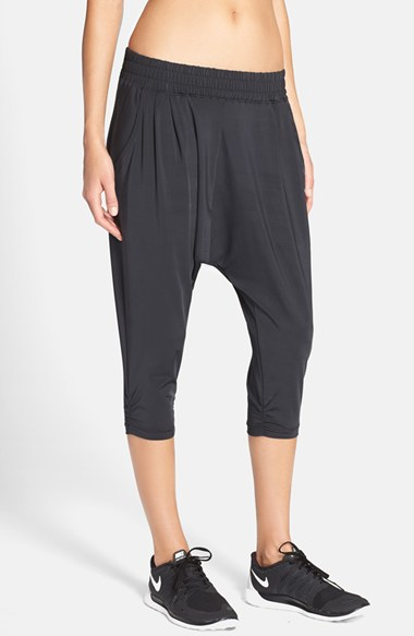 Lyst - Nike 'Avant' Dri-Fit Harem Capri Pants in Black