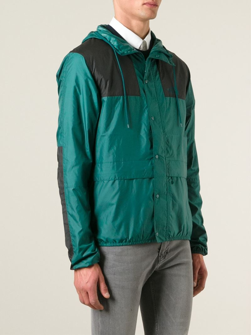 north face hooded windbreaker