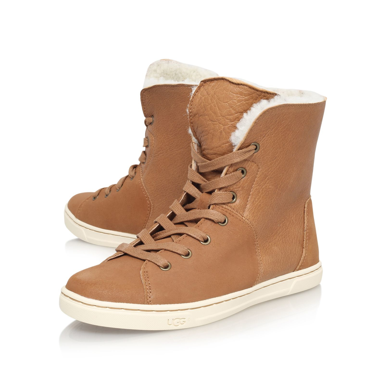 ugg tye trainers