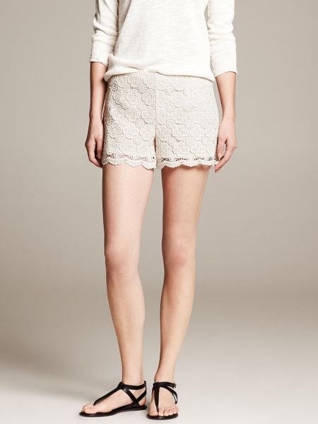 Banana Republic Lace Short in White | Lyst