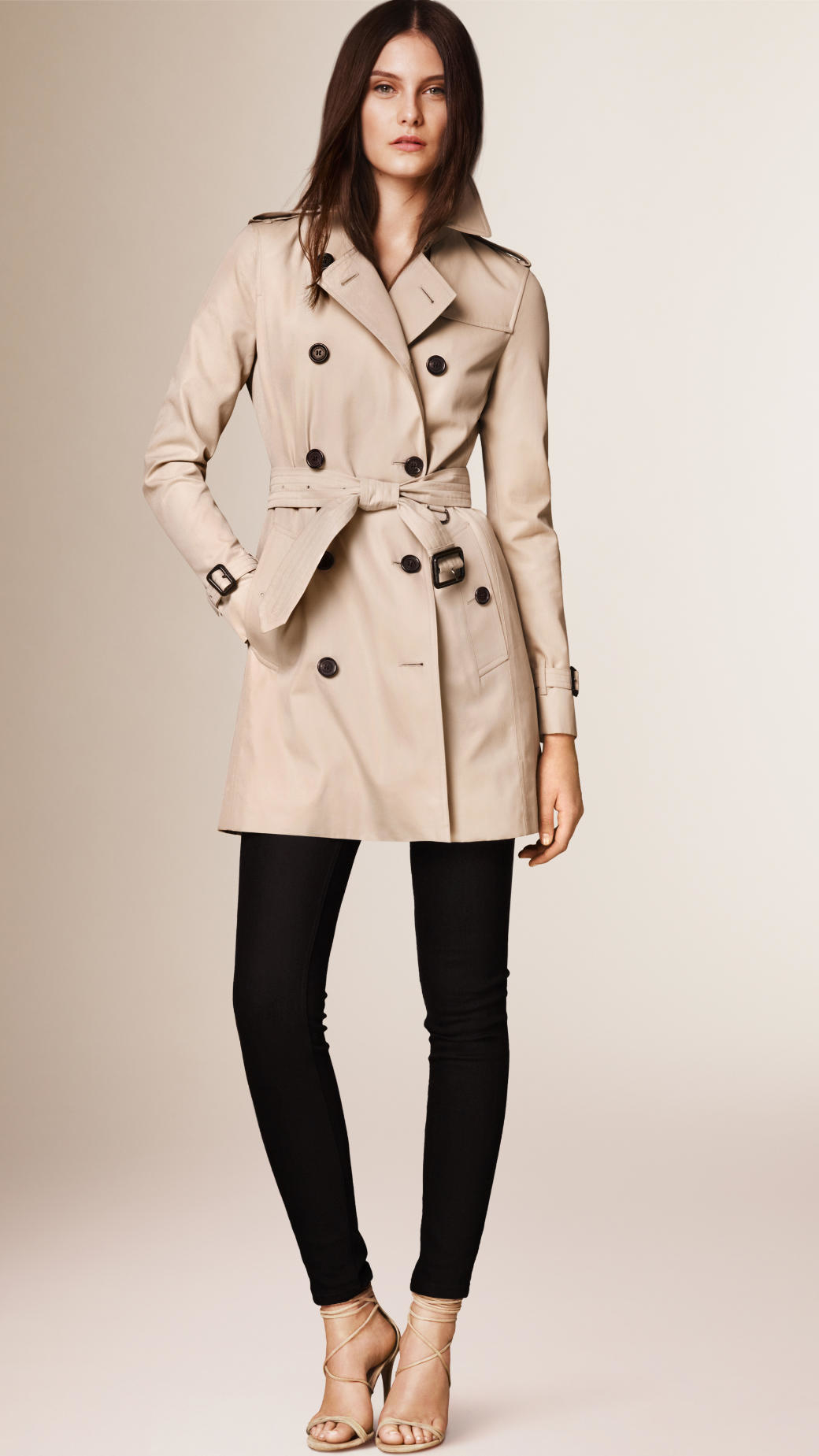 Burberry The Kensington - Mid-length Heritage Trench Coat in Natural - Lyst