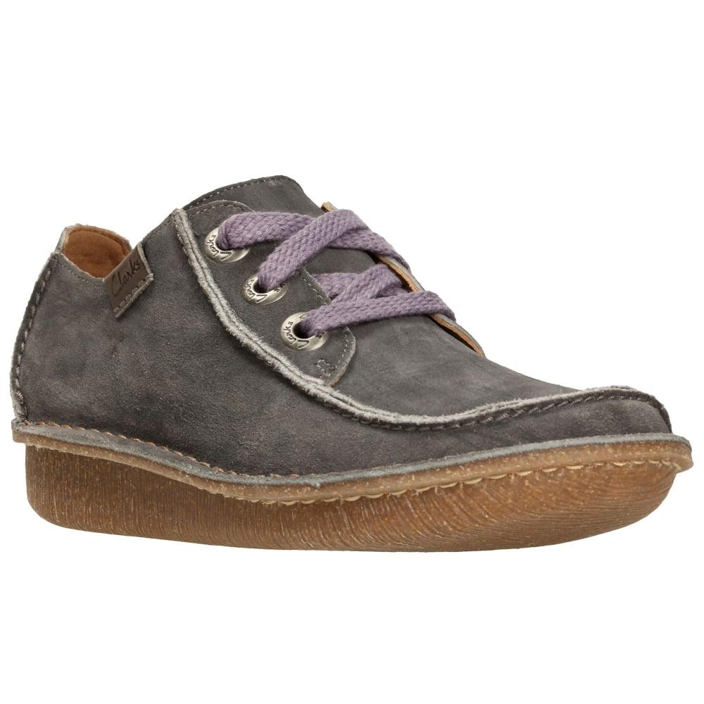 clarks dream shoes
