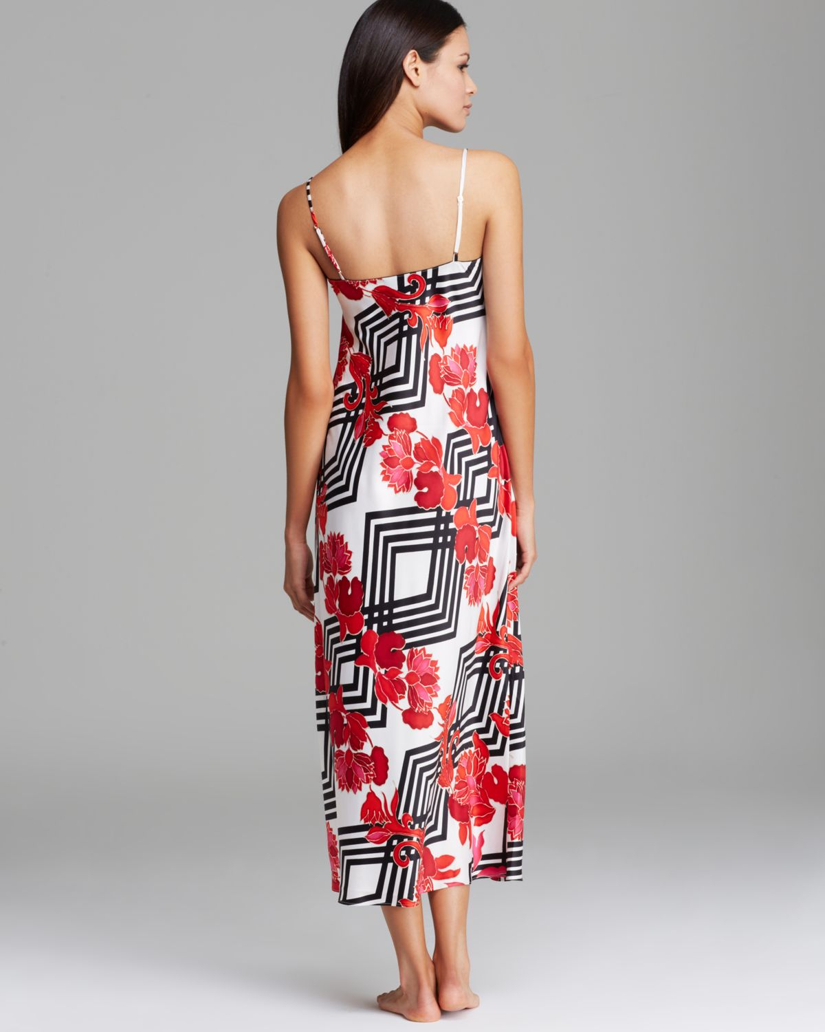natori night gown