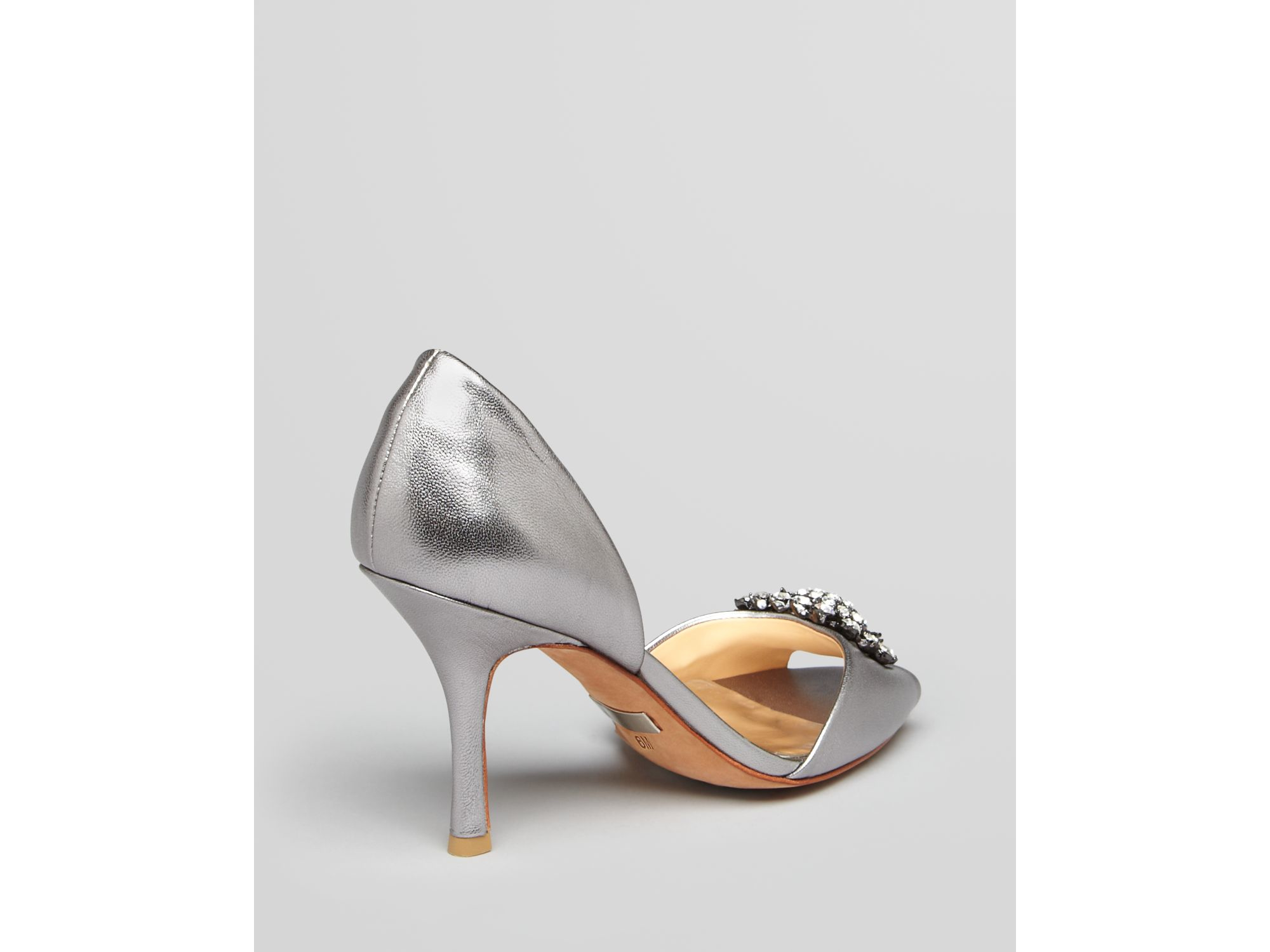 badgley mischka frenchie pumps