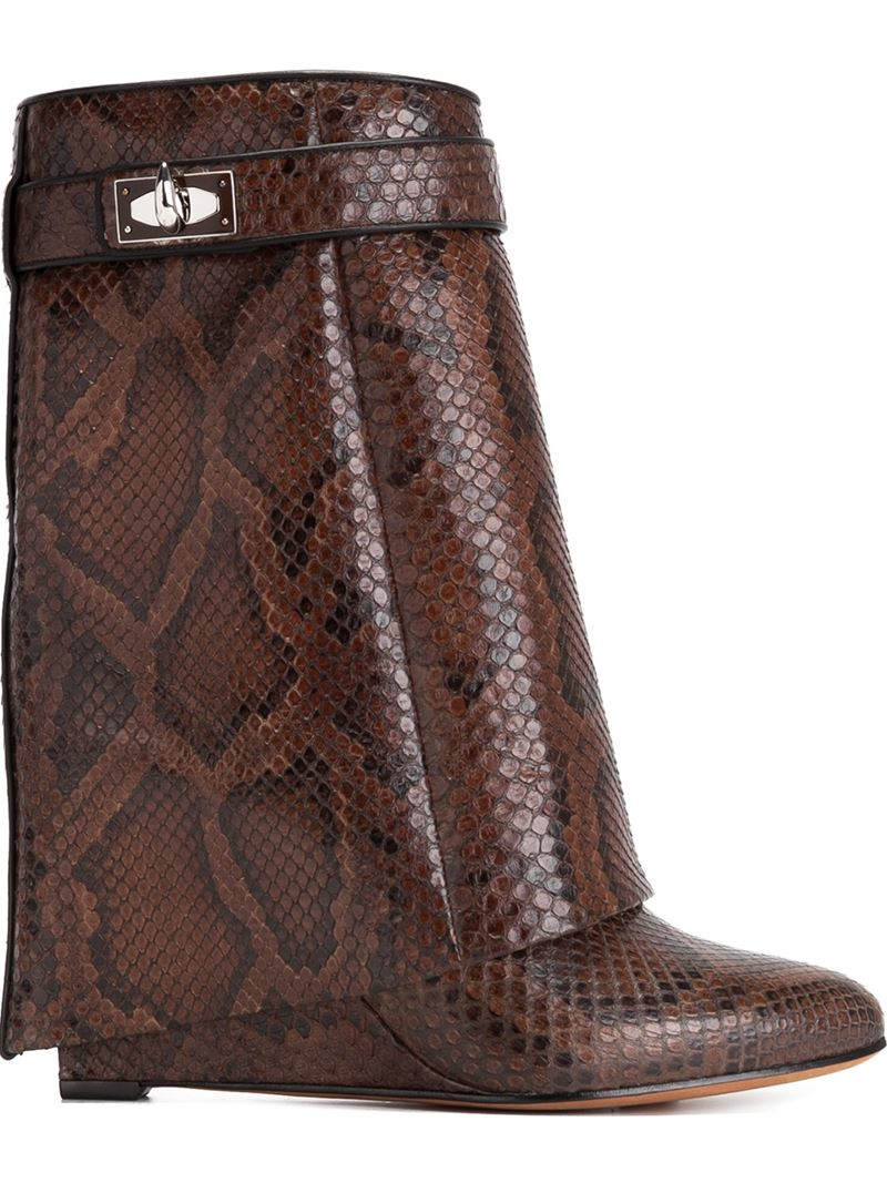 ladies flat tan leather boots