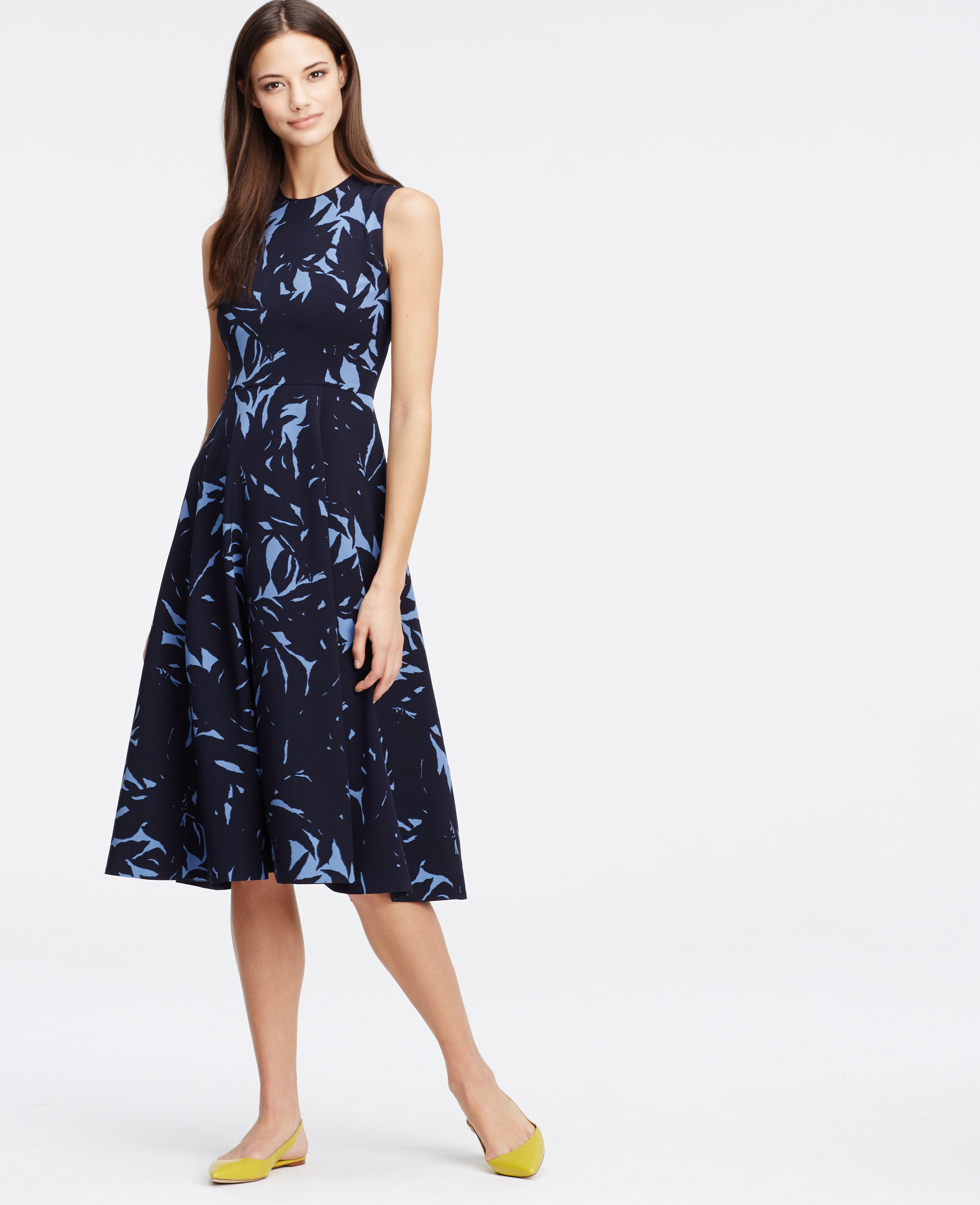 Lyst - Ann Taylor Petite Shadow Floral Dress in Blue