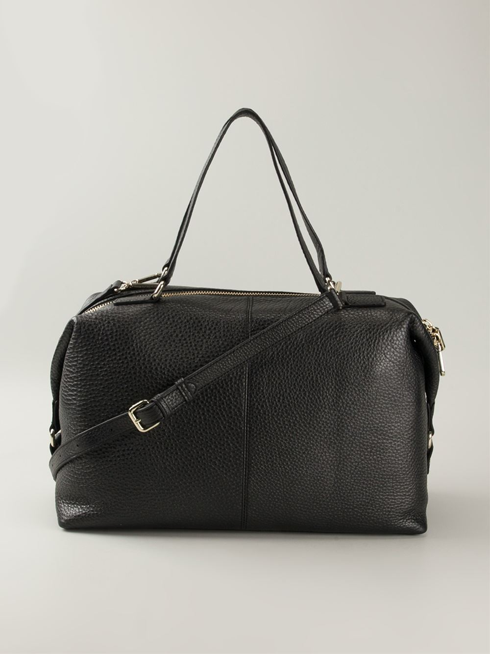 black chain tote