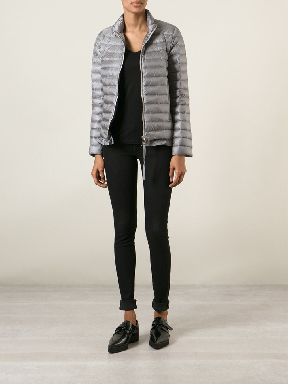 moncler amey grey moncler amey grey