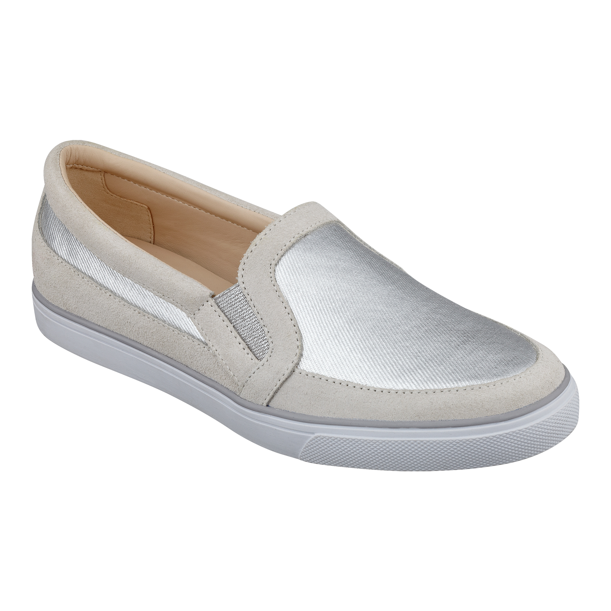 nine west silver flat shoes